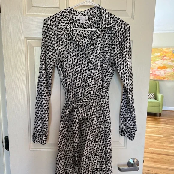 Motherhood Maternity | Dresses | Black And White Long Sleeve Shirt Dress  From Motherhood Maternity | Poshmark